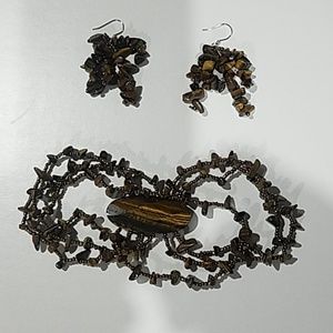 Earrings and bracelet set